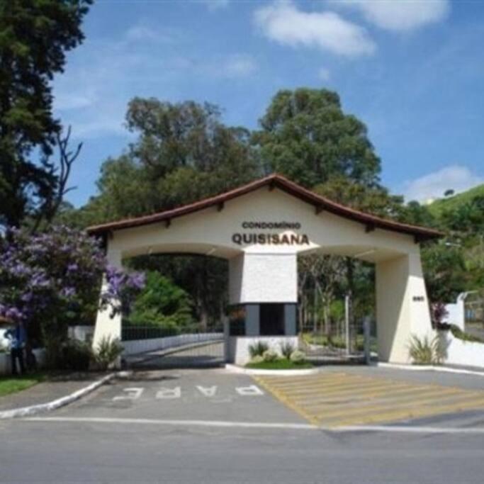 Apartamento Condominio Quisisana Centro Pocos De Caldas Lazer Completo, Uma Estrutura De Resort Luaran gambar