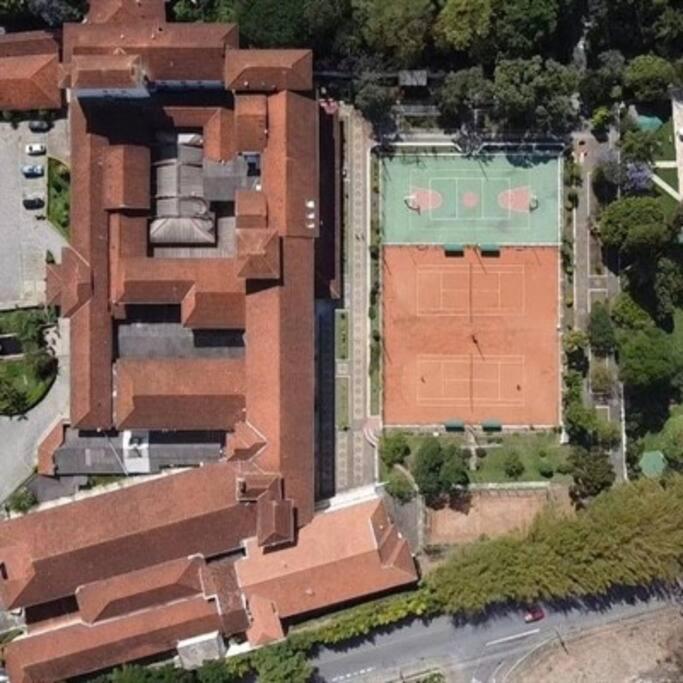 Apartamento Condominio Quisisana Centro Pocos De Caldas Lazer Completo, Uma Estrutura De Resort Luaran gambar