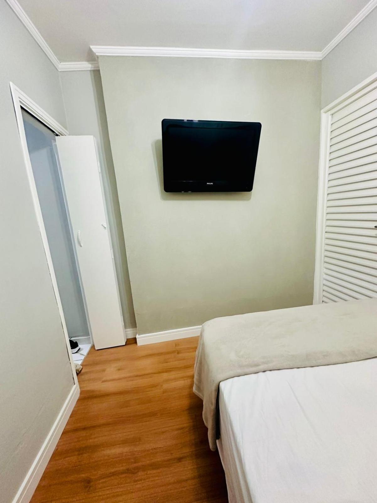 Apartamento Condominio Quisisana Centro Pocos De Caldas Lazer Completo, Uma Estrutura De Resort Luaran gambar
